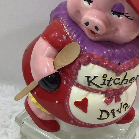 Kitchen Diva Miss Piglet cookie jar - Picture 4 of 11